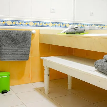 Marella House דירה